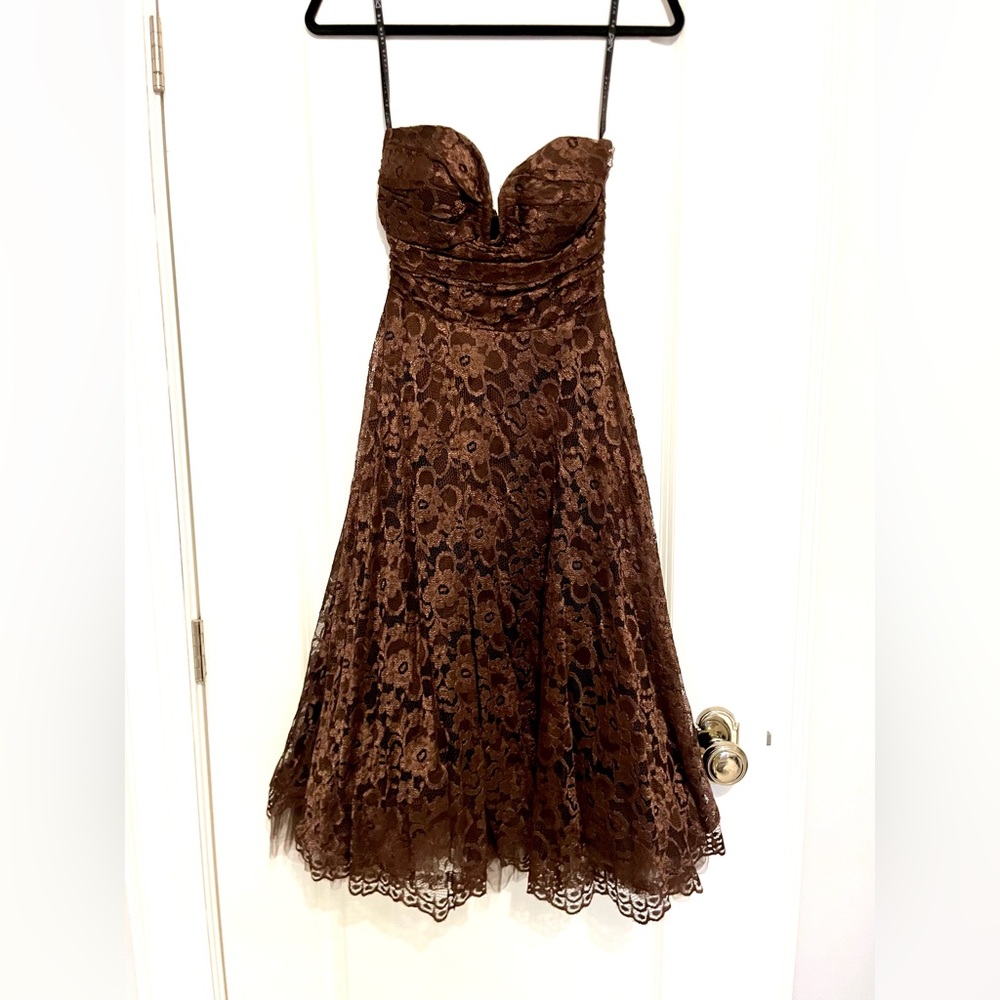 Cute chocolate midi sweetheart strapless gown - size 0